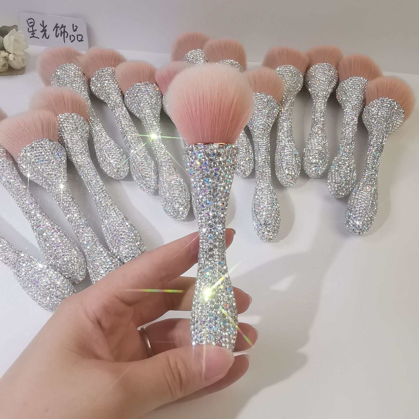 Makeup Brush Diamond-encrusted Waist Foundation Brush Luxurious Makeup